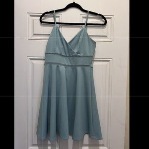 Cute dress!!